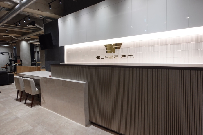 THE BLAZE FIT. MAGOME 8