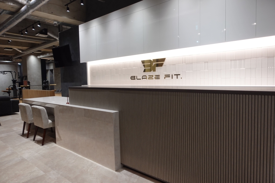 THE BLAZE FIT. MAGOME 8