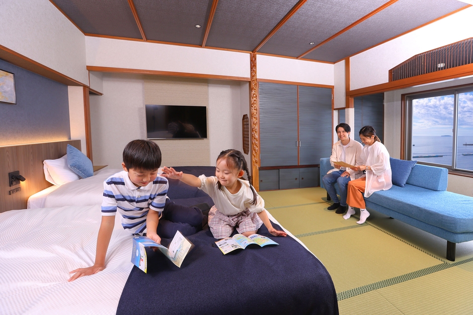 海を思わせる青がアクセントカラーの客室