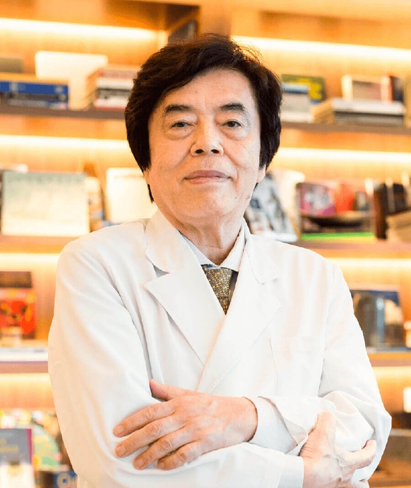 にしたんクリニック理事長 山崎 隆夫