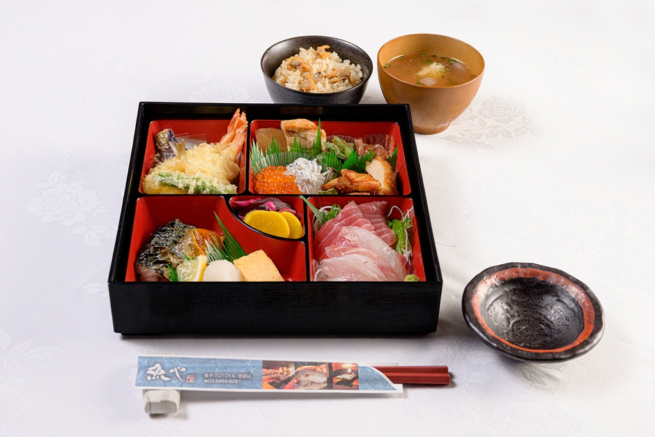 弁当箱の中は三密上等!弁当de宴会コース