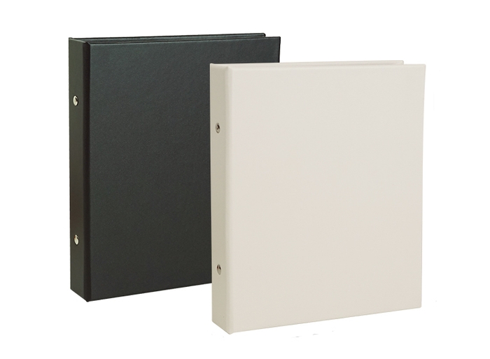 ブラックとホワイトのシンプルなデザイン