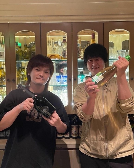 店主のカツキさん(右)とシゲさん(左)