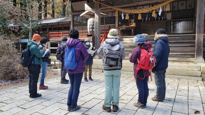 英語登山ガイド実習の様子(5)