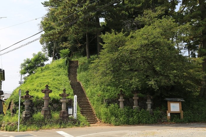 7世紀半ばに造られた宝塔山古