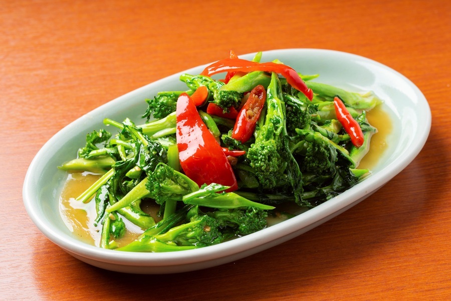 ドークマーイファイデーン ビタミンたっぷり!菜の花の強火炒め