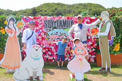 ▲子どもから大人まで、大自然の巨大迷路にワクワク!