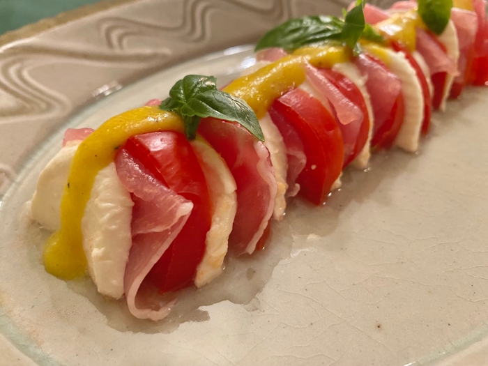 <生ハムとカプレーゼ>酵素入り生ドレッシング パイナップルと黒酢と塩麹