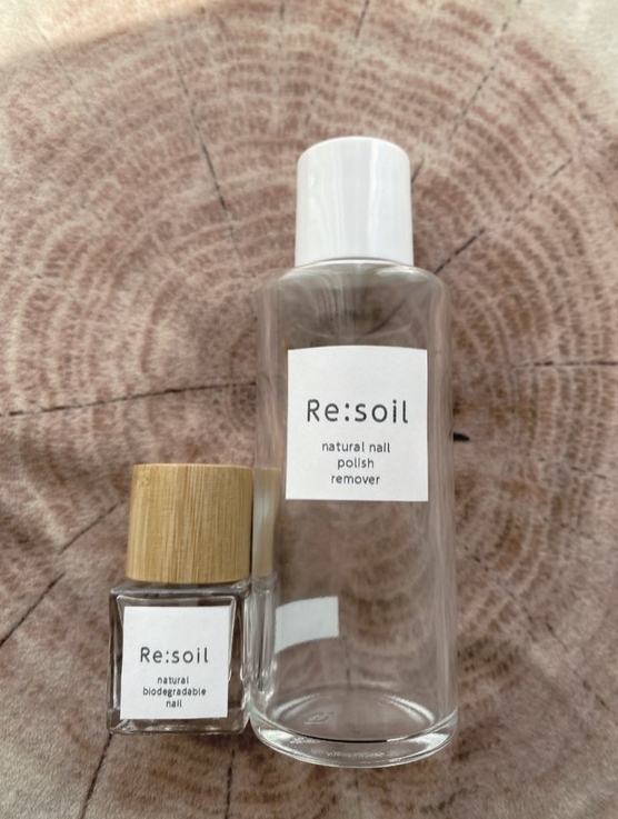 石油由来成分を使用しない、100%天然由来成分の除光液