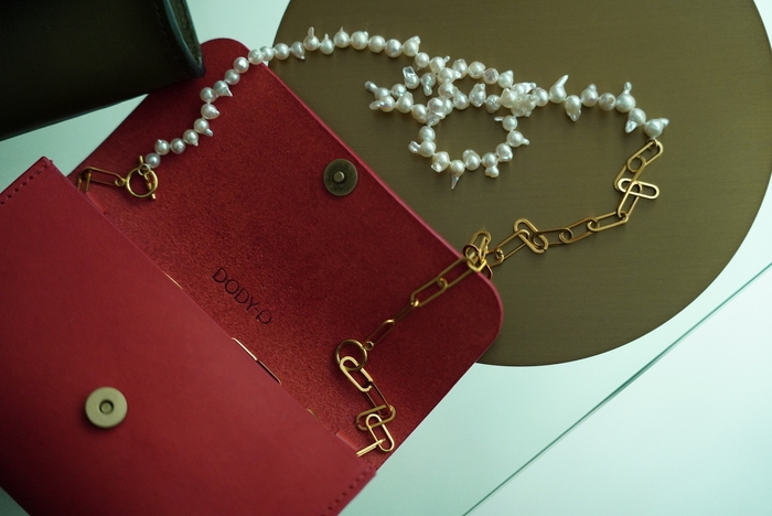 DODY-P leather bag & bone necklace