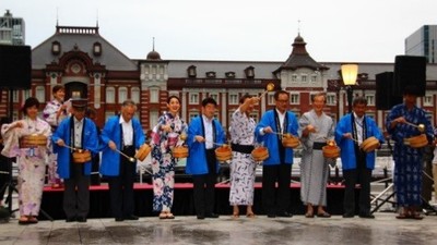 「丸の内 de 打ち水」過去開催の様子