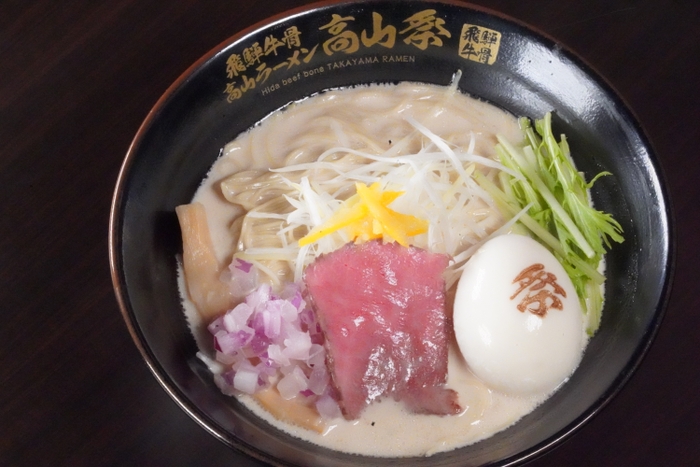 一番人気の白湯ラーメン