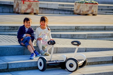 6歳からSEGWAYデビュー！ スマホと連携した『SEGWAY miniLITE』　 クラウドファンディングサイト Makuakeで取扱をスタート！