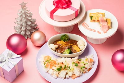 「フリッタータ ピンクソース添え」(写真上) 「ビーフシチュー オレンジ風味」(写真中央) 「スモークサーモンの洋風ちらし寿司」(写真下)