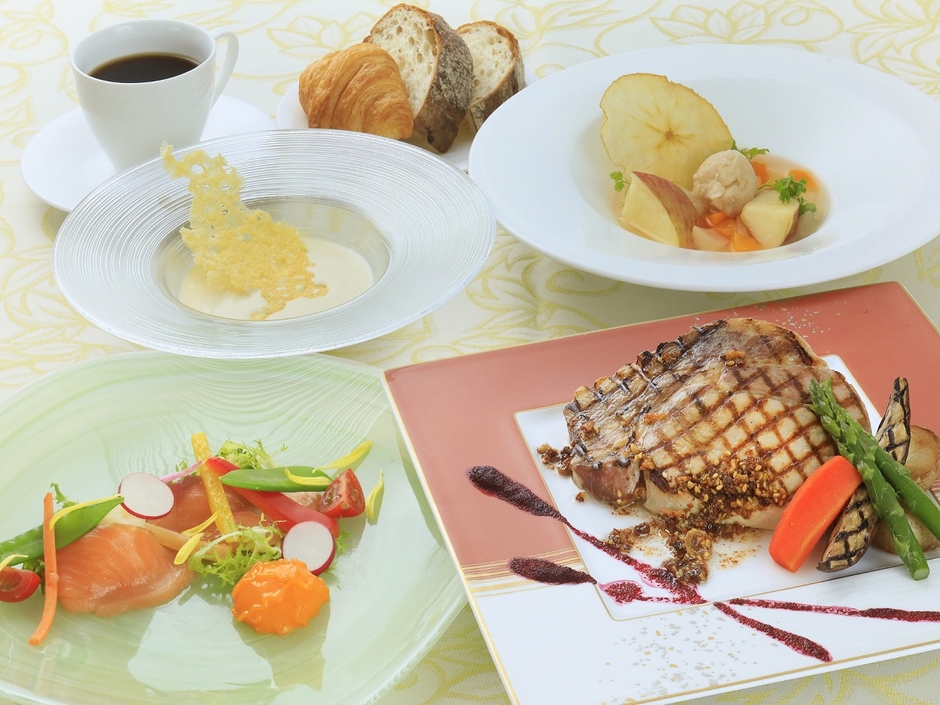 フレンチに舌鼓 ※イメージ