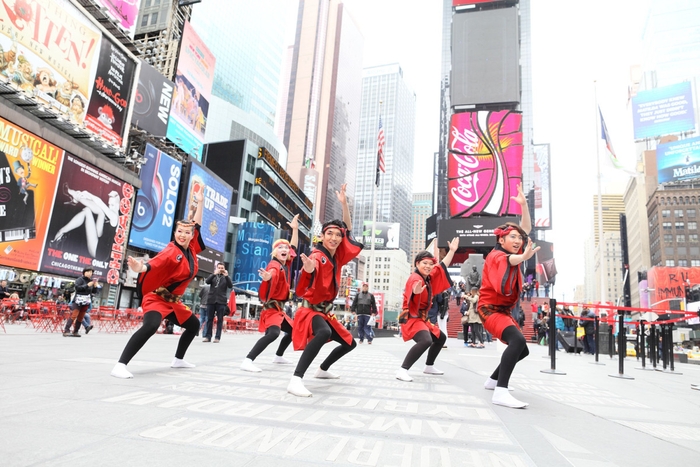 阿波踊りのエンタメグループ・寶船（たからぶね）