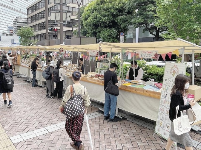 前回のローズマーケットの様子