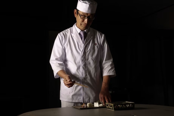 別邸ふうか料理長　吉井 裕一