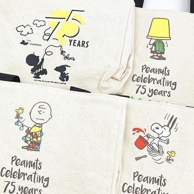 スヌーピー75thデザインのトートバッグ