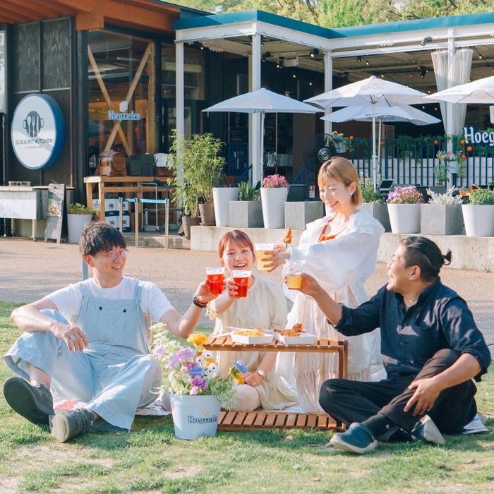 芝生で乾杯(てんしば店)