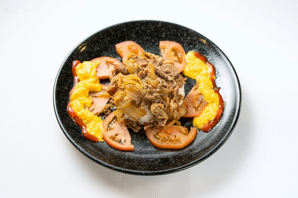 ▲美味い！牛鍋丼炎柱特製盛り／2,980円（税込）