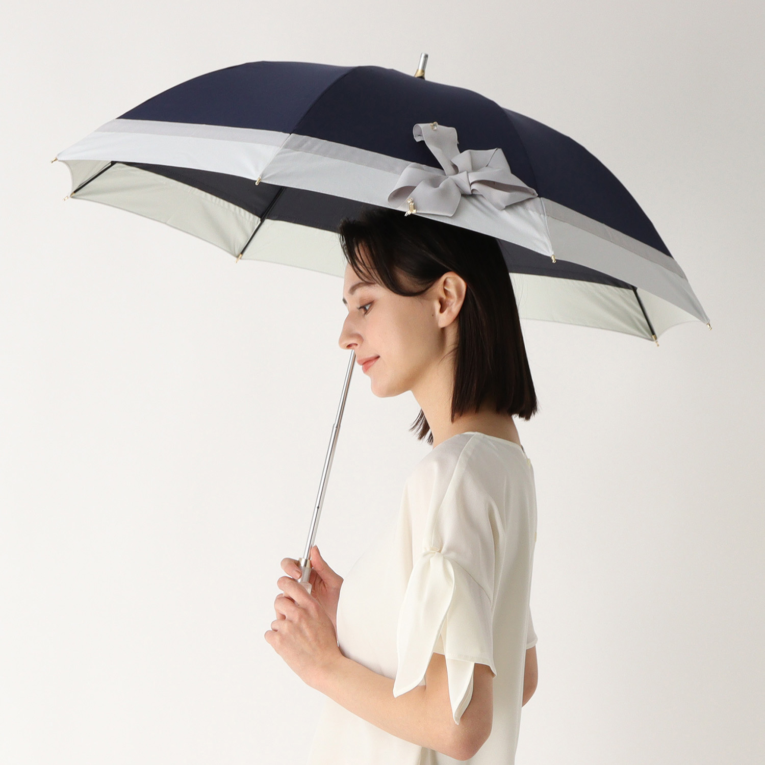 LANVIN en Bleu ランバンオンブルー 晴雨兼用折り畳み傘 黒花柄ラメ - 小物