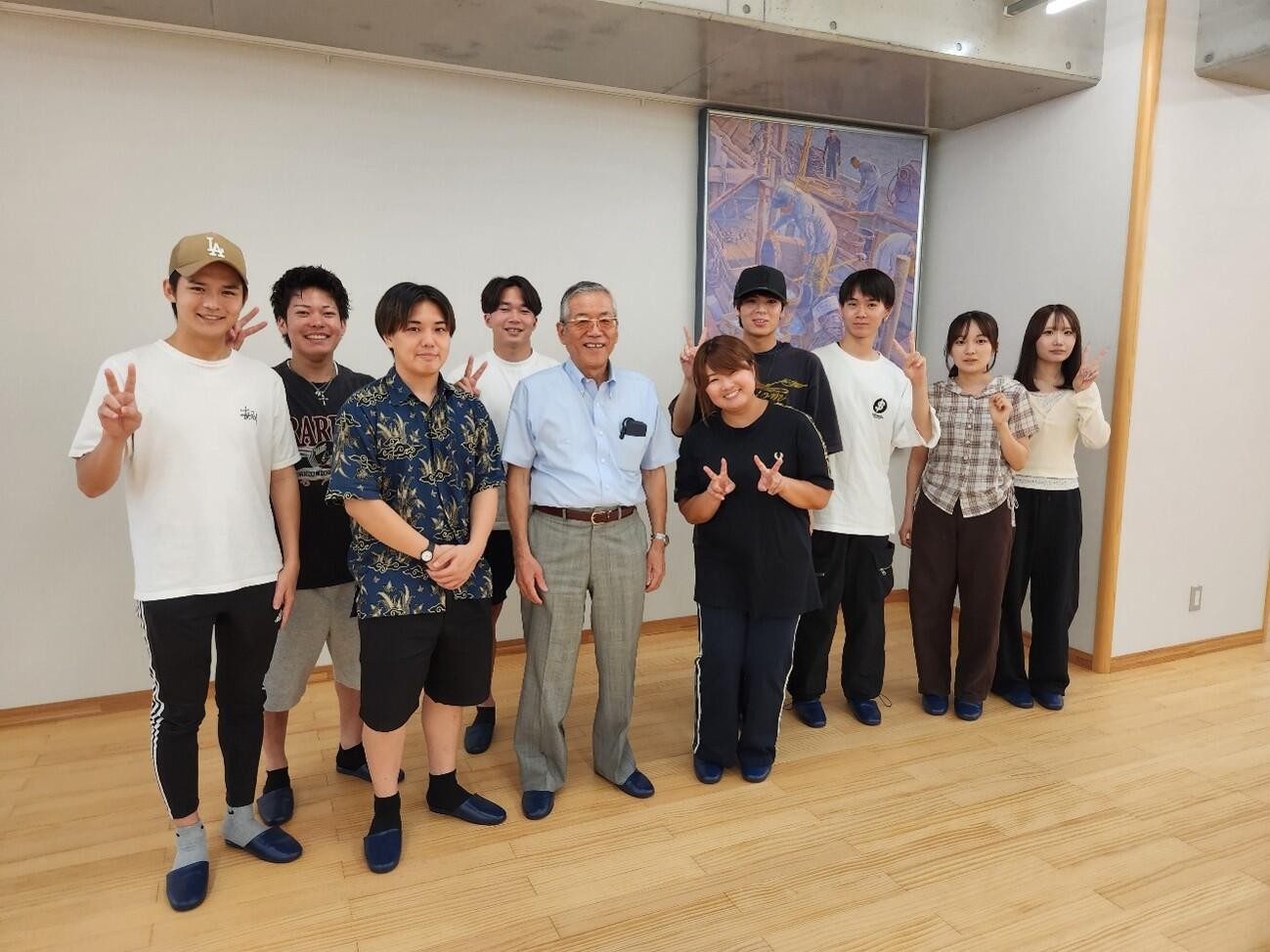 【名城大学】都市情報学部の日隈美朱准教授のゼミ生8人 愛知県南知多町の豊浜漁協を訪問