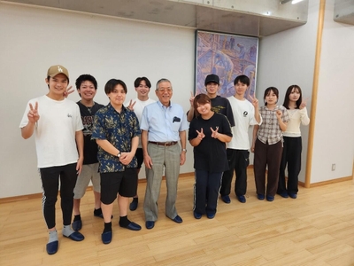 豊浜漁協を訪問した日隈ゼミの学生たち