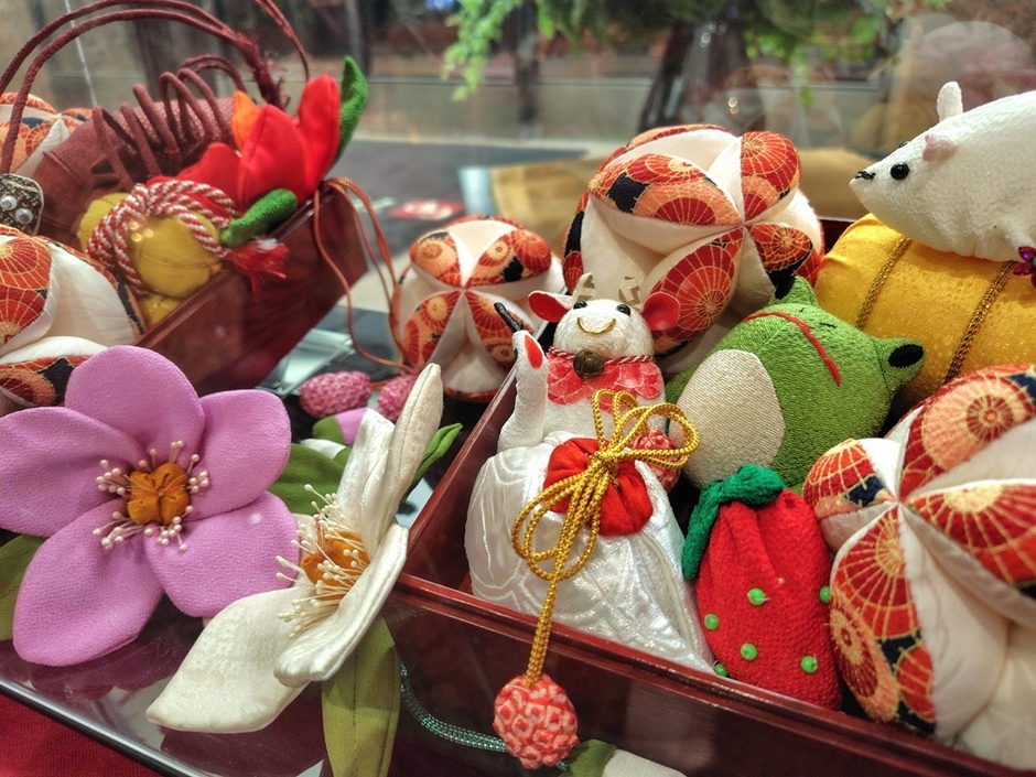 つるし飾り展示(1)