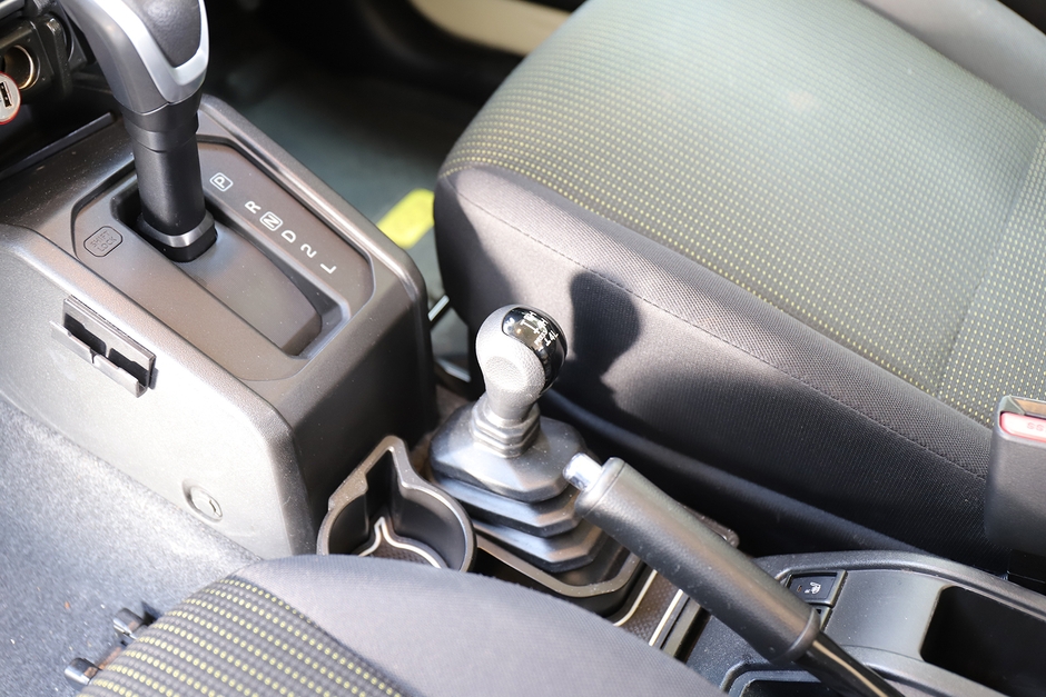 純正トランスファーノブイメージ