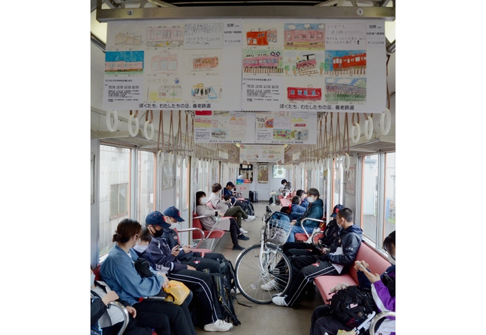 養老鉄道絵画展・車内の様子