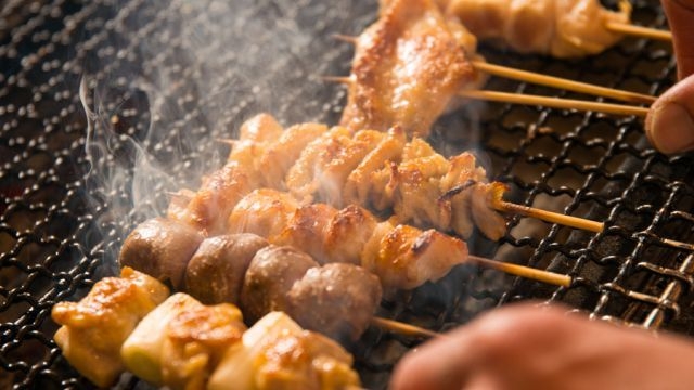 遠赤外線効果で焼き上げる備長炭炭火焼き