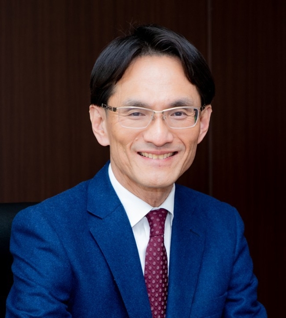 岡野雄志(おかの・ゆうし)氏