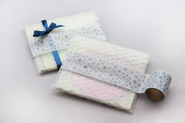 大切なものを包む時にとっても便利。エア緩衝材の再利用も可能に。