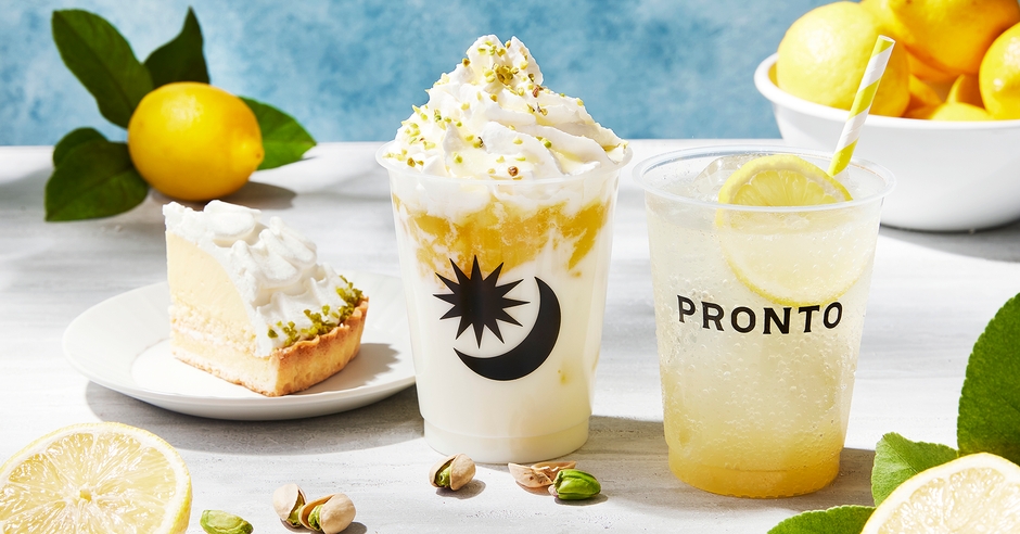 左から「シチリアレモンのチーズタルト」530円(税込583円)、「レアチーズレモンラテ」580円(税込638円)、「丸ごとレモンソーダ」400円(税込440円)