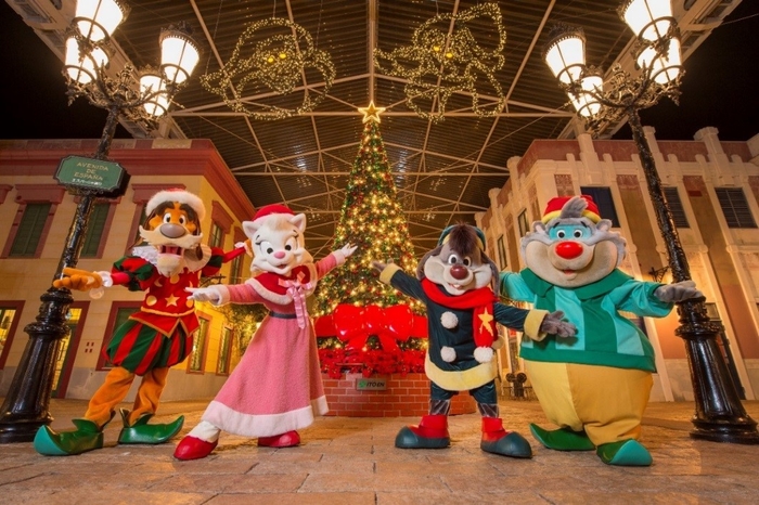 クリスマスビッグツリー