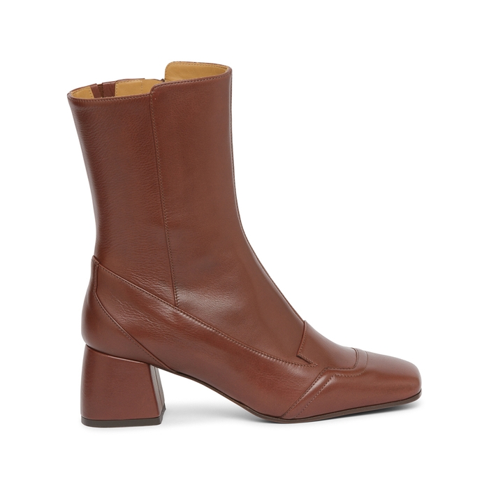 ERIKA サイドイメージ