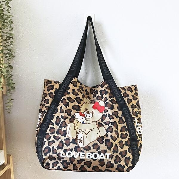 サンリオのハローキティのおしゃれで華やかなトートバッグ