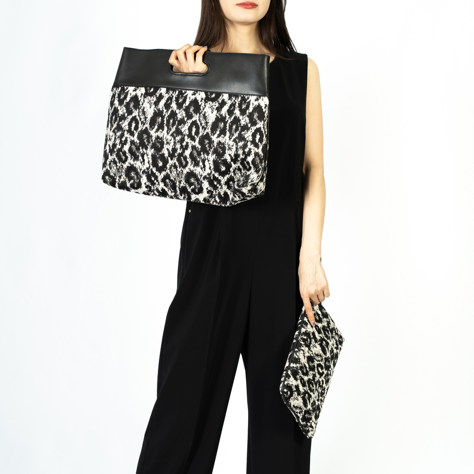 ジャガードクラッチバッグ