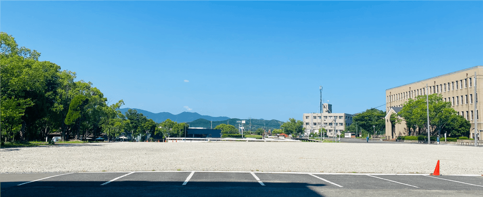 福岡キャンパス内の体育館跡地