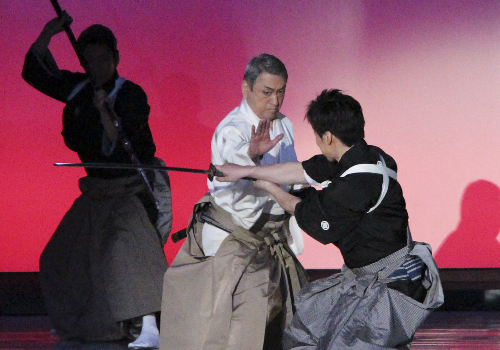 昭和100年、終戦80年祈念公演　若獅子会「知覧へ」「殺陣を舞う 雪月花」大阪・ABCホールにて上演決定