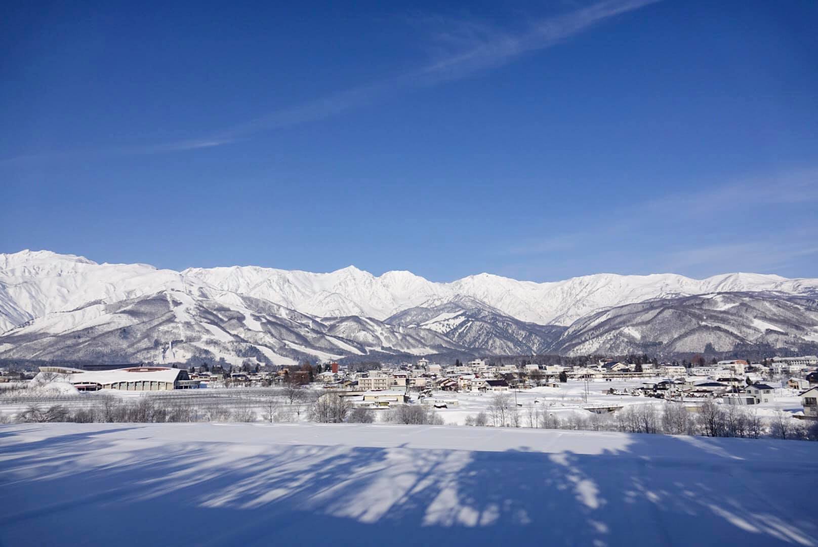 大自然の中で開放感を味わえる白馬村は 21 Snowシーズン ウィズコロナ 時代に対応した新たな マウンテンリゾート を目指します Newscast