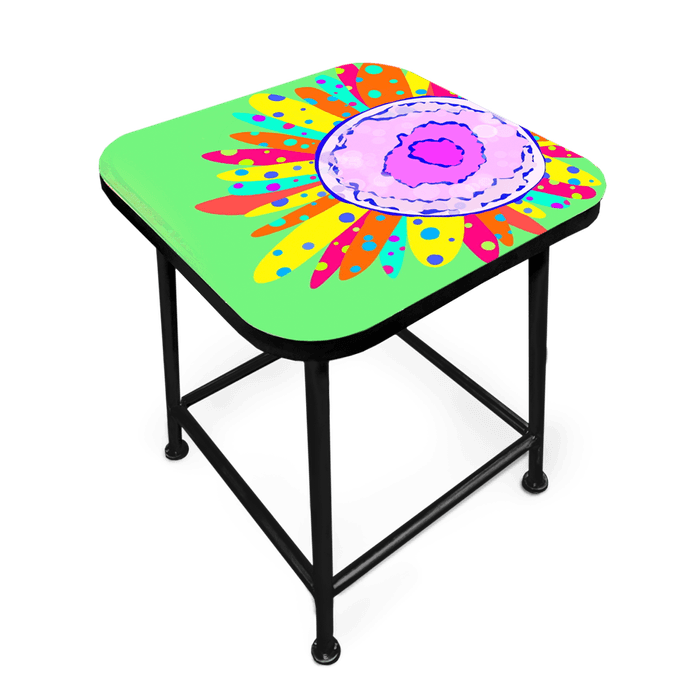 スツール designed by Daiske