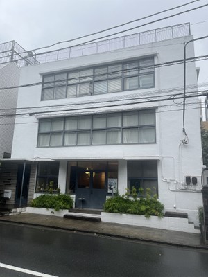 18、designshop/白ビル