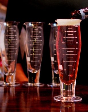 ビーカーピルスナーグラス