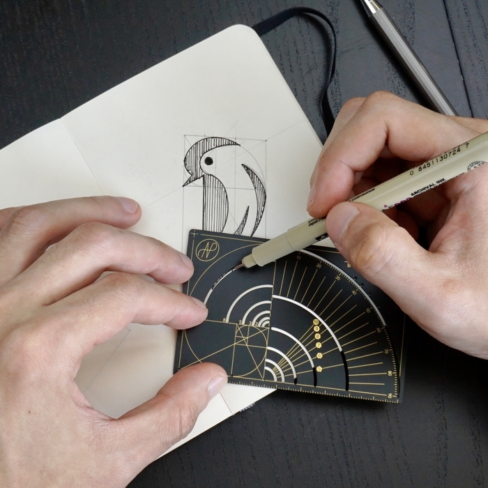 カードサイズのマルチ文房具