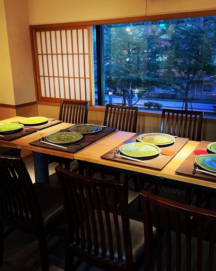 馳走かねこ　店内