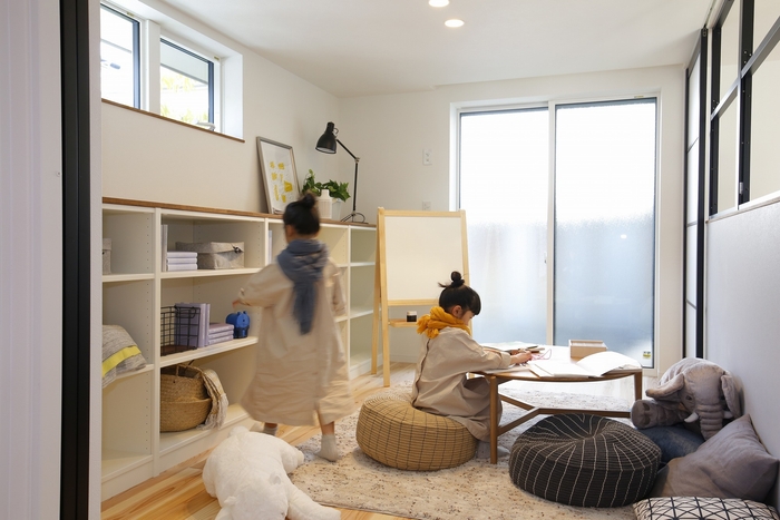 自分で宿題時期「キッズリビング」