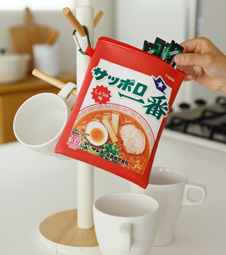 キッチンで