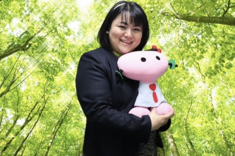 波動シンガーSIZUKUが歌う「Fairy Jewelry Dancing」と世界的プロデューサーGODとSIZUKUが歌う「PEACE OF EARTH」が米ラジオ局「R1 Radio USA」で日本語オリジナル楽曲が5ヶ月間連続パワープレイを更新中！